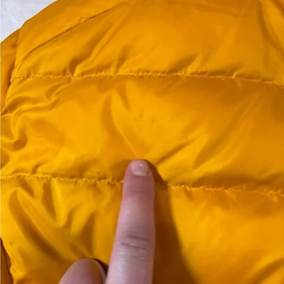 Zara Women's Mustard Yellow Down Puffer Jacket with Faux Fur Collar - Picture 13 of 14